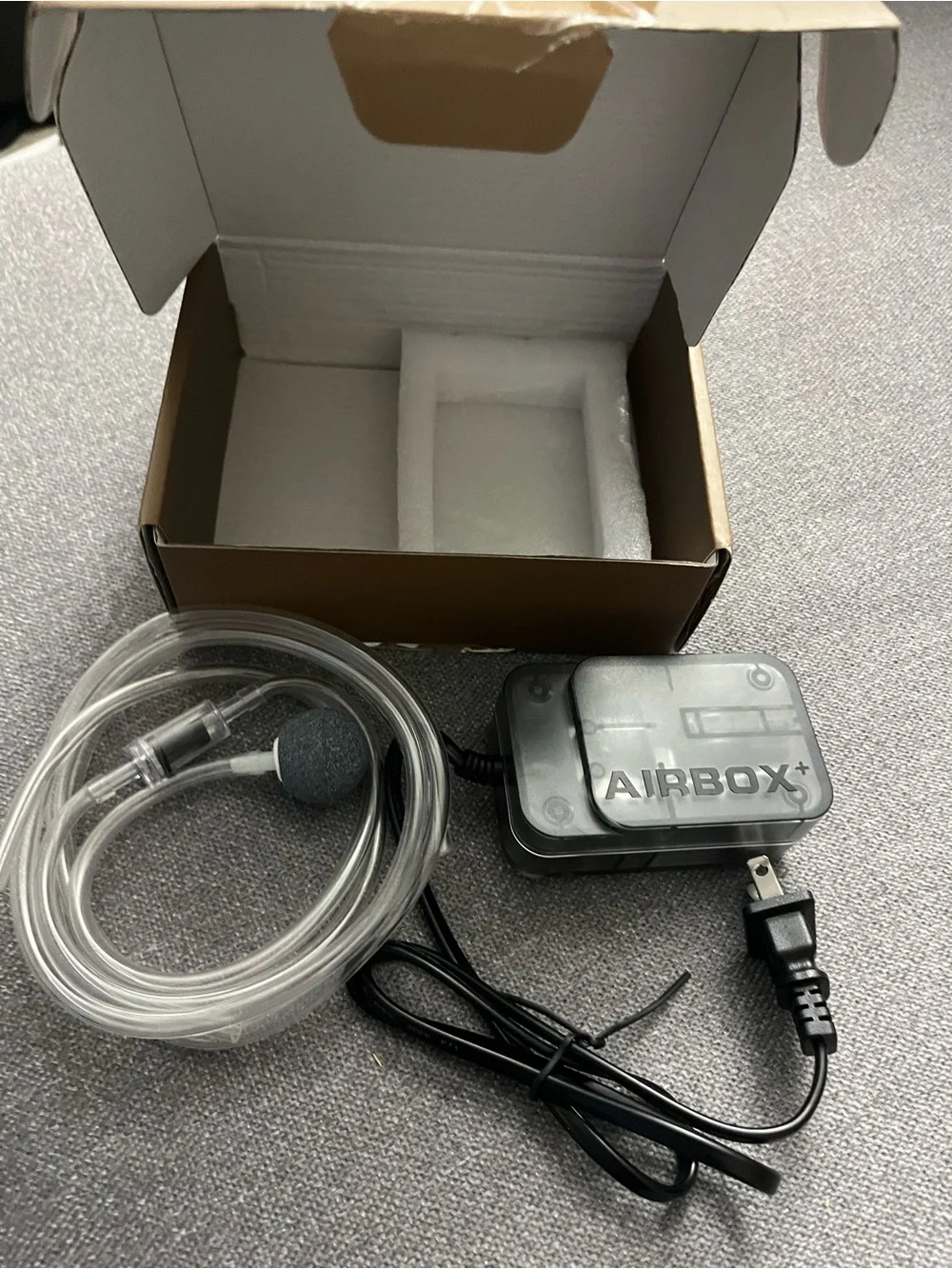 AirBox+ Air Pump (White) - Quiet 1.0W Aquarium Pump
